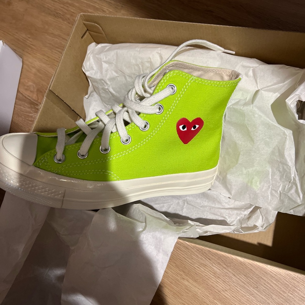 Size 5 never worn